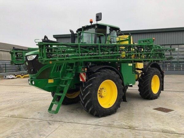 John Deere R4040