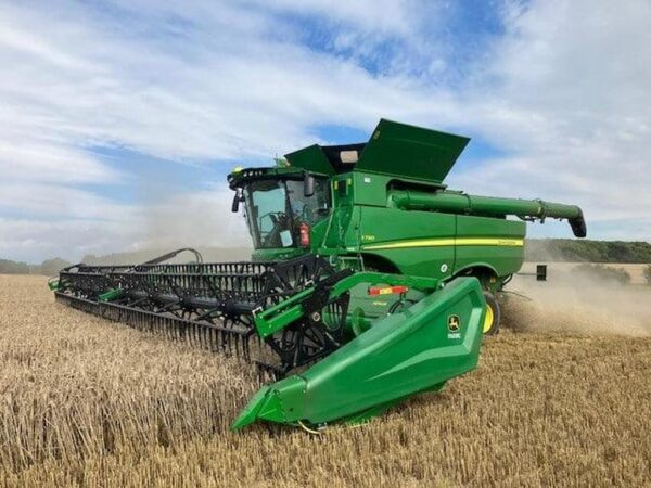 John Deere S790