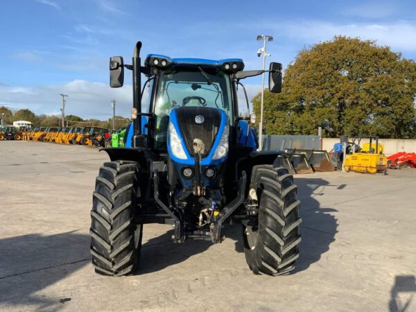 New Holland T5.110 Electro Command Tractor